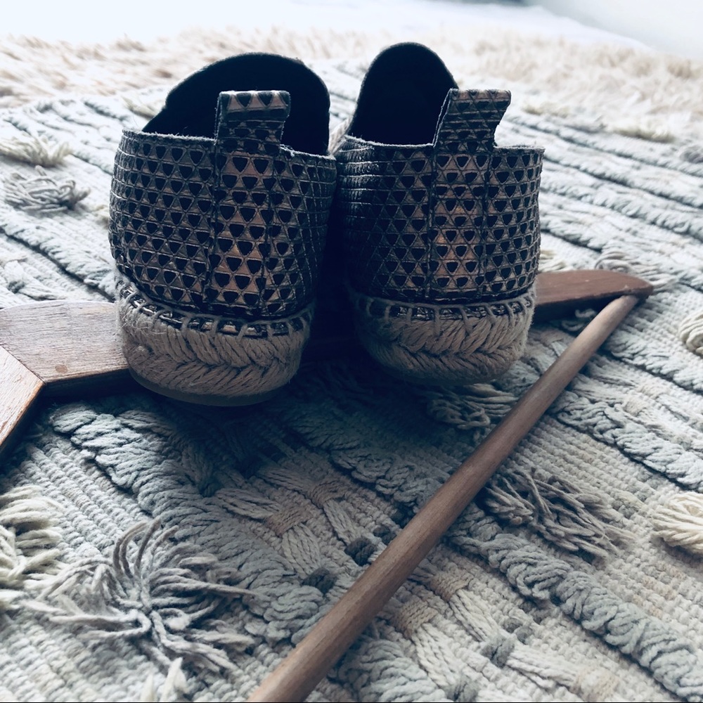 Vince Robin Bronze Metallic Leather Espadrilles - Picture 5 of 6